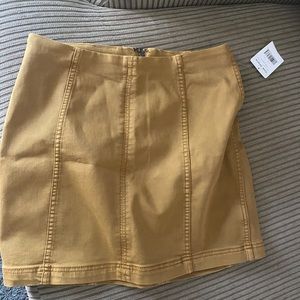 Free people Femme Skirt size 12 mustard NWT